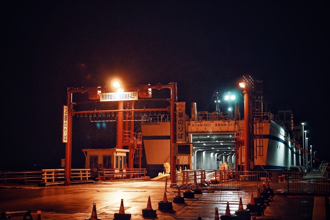 Industrial steel platform demonstrating extended service life of Klockner asphalt plant chains